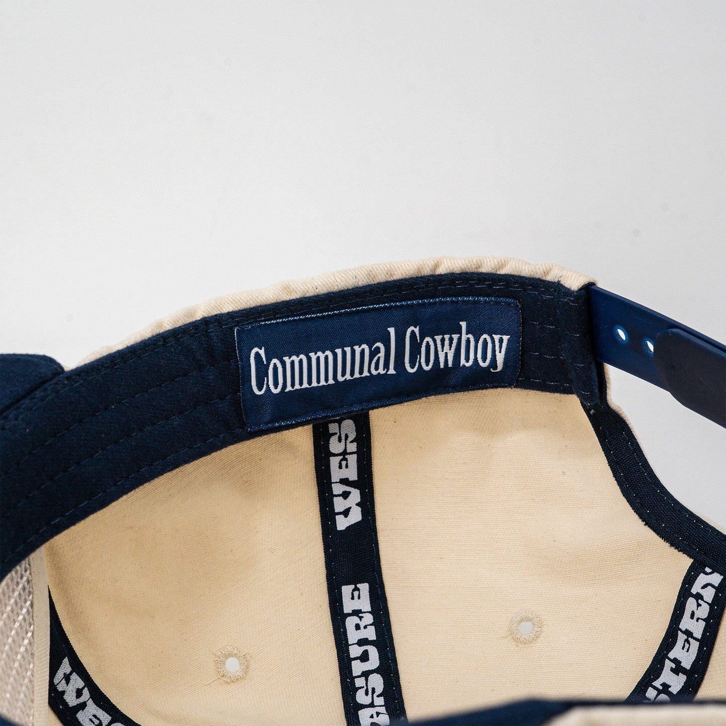 Dang Hat Communal Cowboy